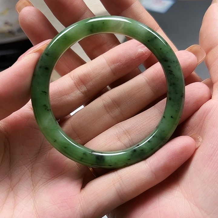 和田玉手镯未镶嵌60