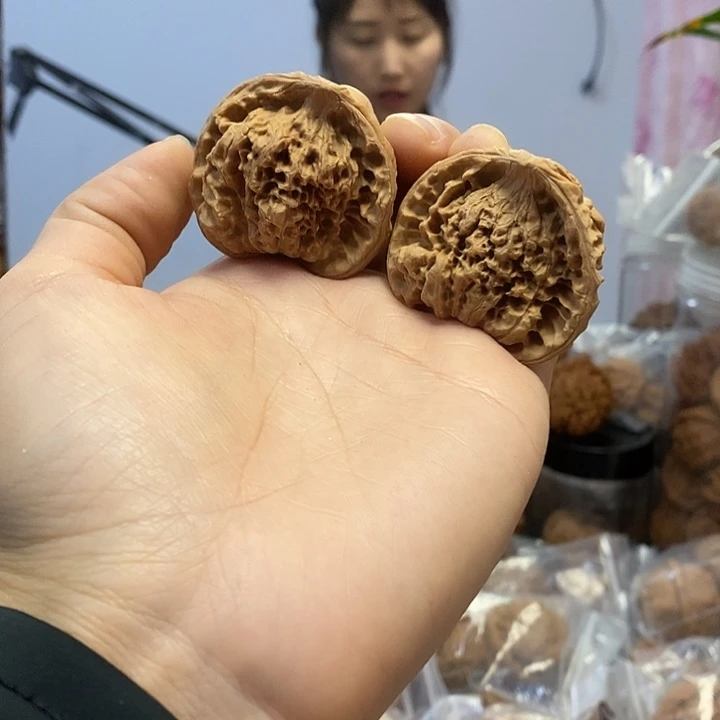 把件文玩核桃43蛇头油