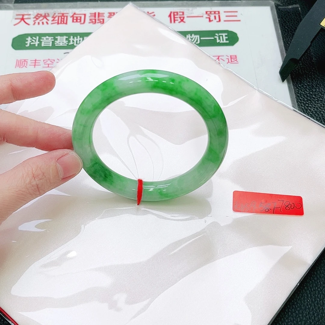 M***y翡翠未镶嵌手镯缅甸翡翠手镯