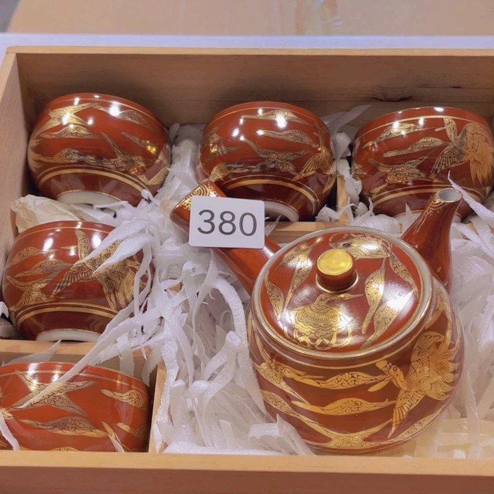 盖碗瓷器制作工艺精湛