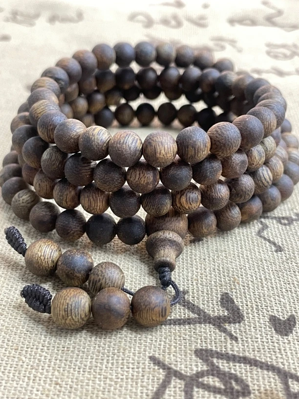 天然奇楠沉香0.8.*108圆珠黑油格多样性发货