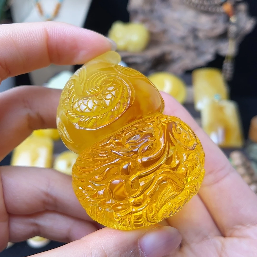 琥珀未镶嵌珠宝奇石