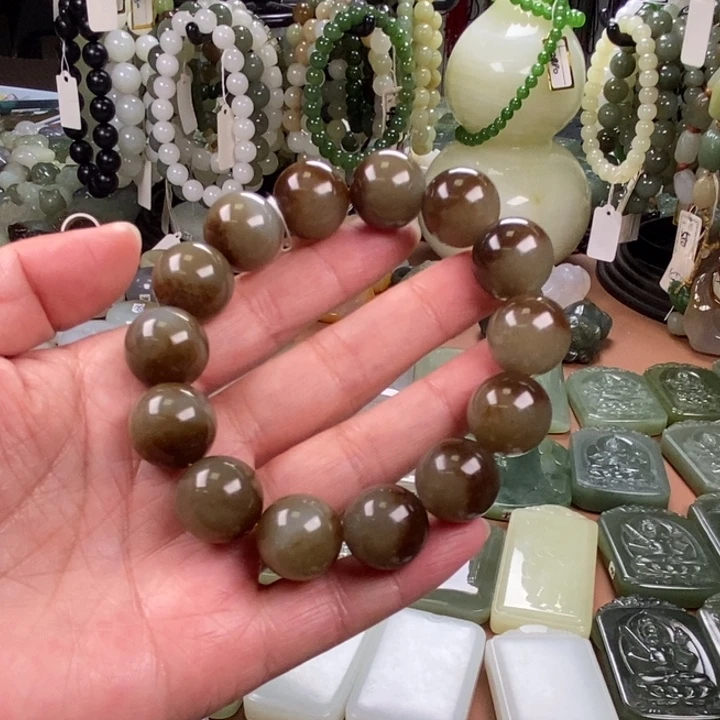 和田玉未镶嵌手链