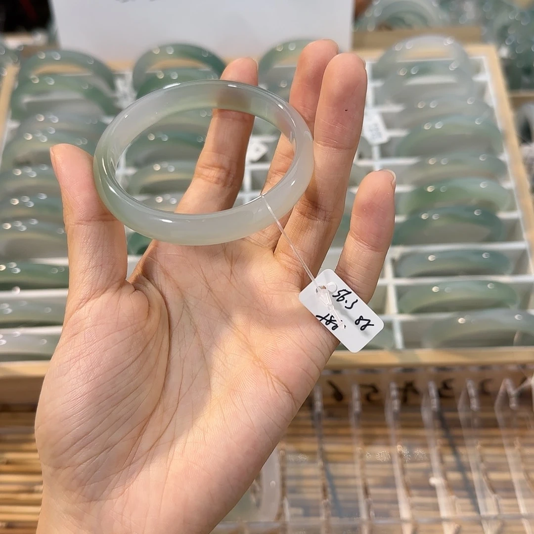 手镯玛瑙/玉髓未镶嵌圈口56.3