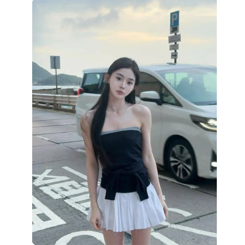 2025年夏季新款小香风设计感绑带抹胸针织衫配高腰百褶半身裙套装