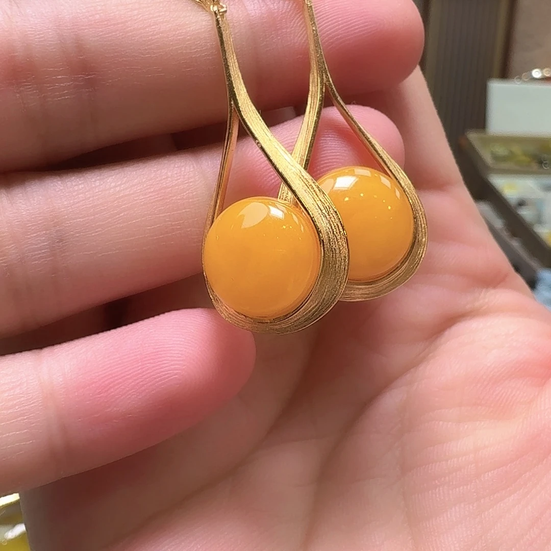 琥珀未镶嵌颈饰耳坠