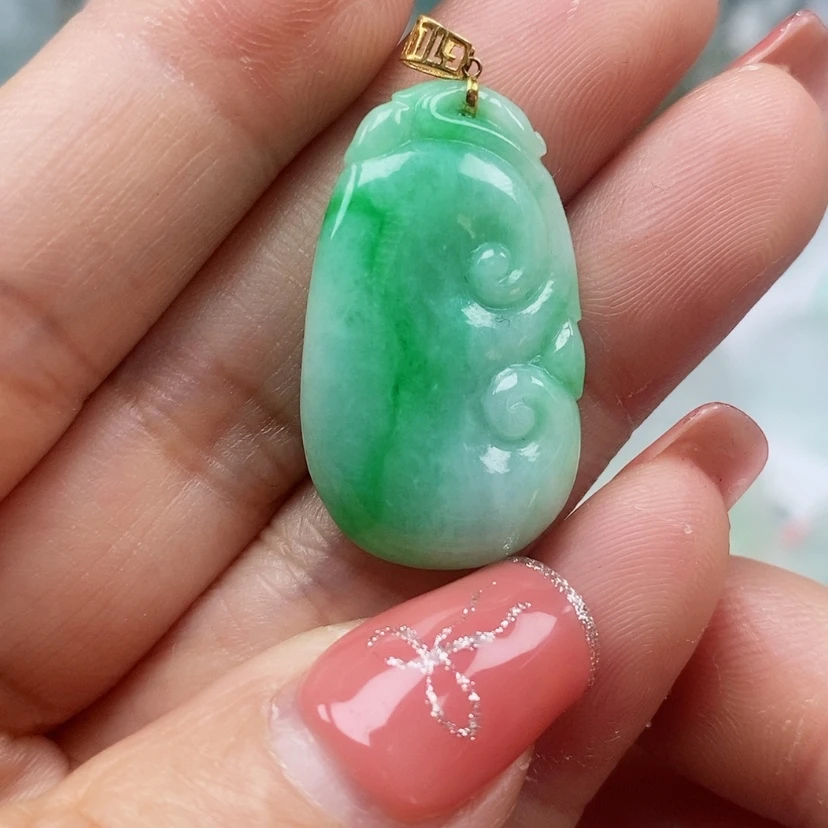 【闪购商品】翡翠颈饰未镶嵌天然翡翠A货阳绿如意