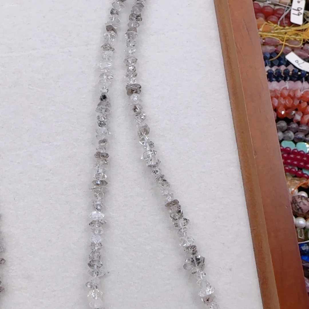 未镶嵌玛瑙/玉髓珠宝半成品天然闪灵钻一条