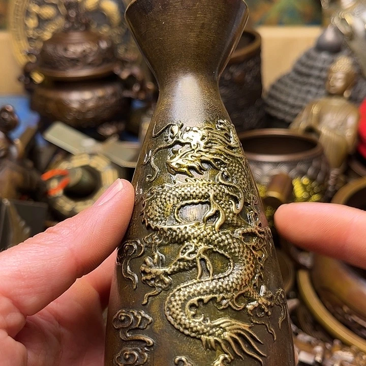 精美铜器批发档口