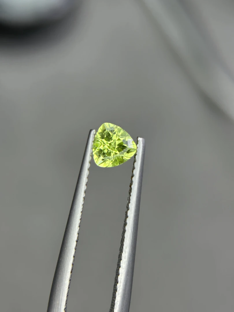 天然橄榄石福利品