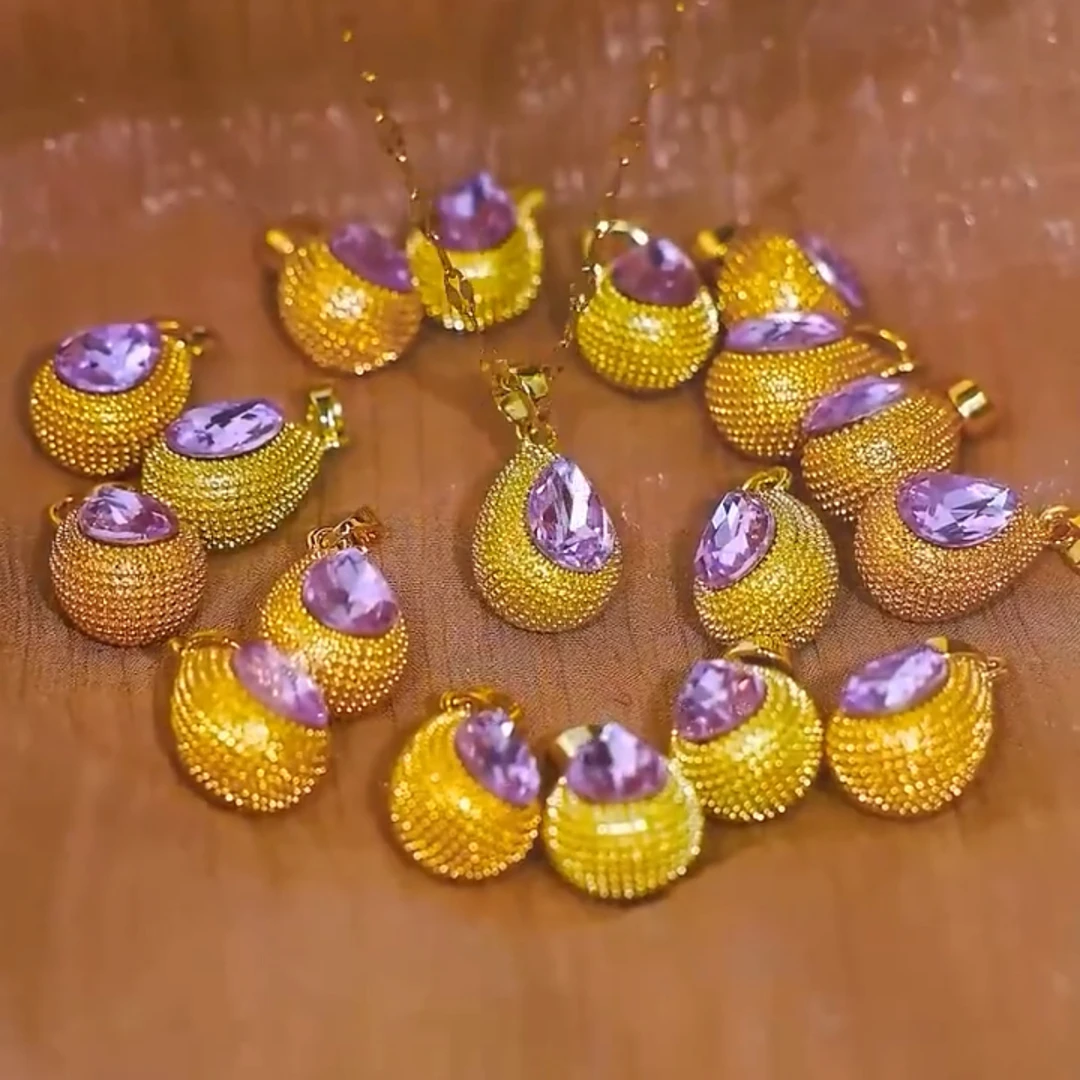 铜合金项链 千金风榴莲项链高级感