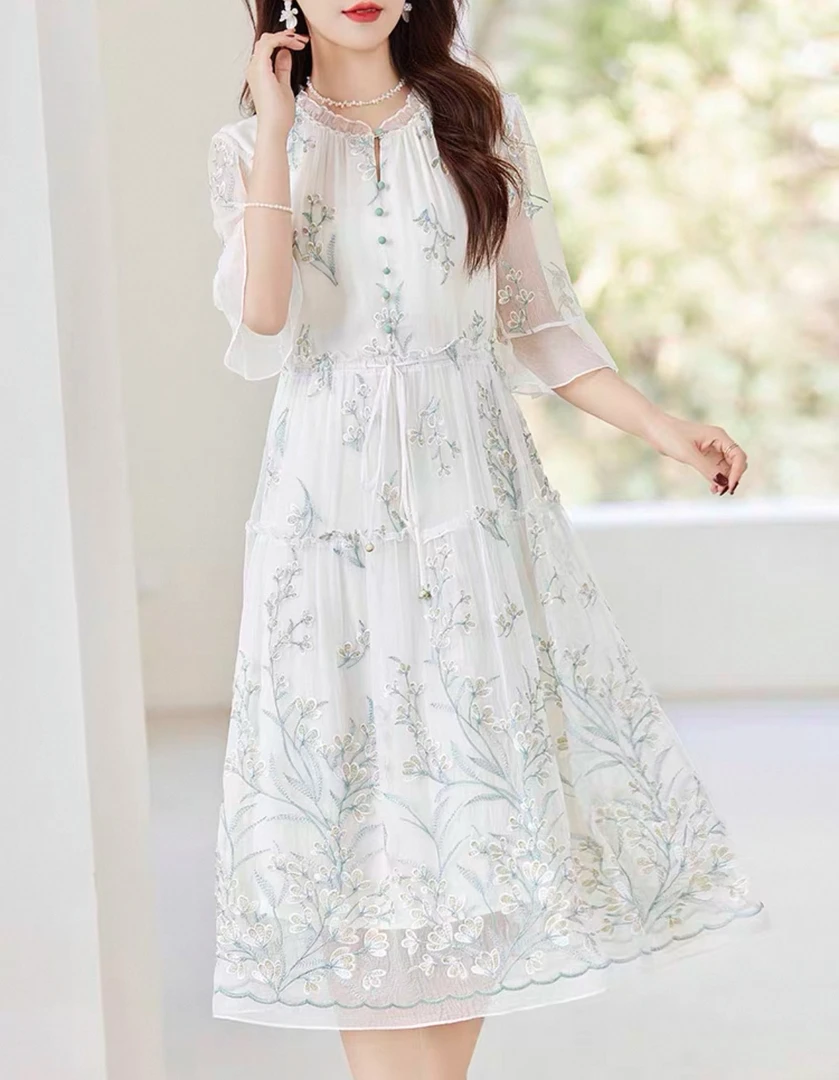 【绮梦逸影】夏季新款100%桑蚕丝七分连衣裙温柔气质修身显瘦刺绣