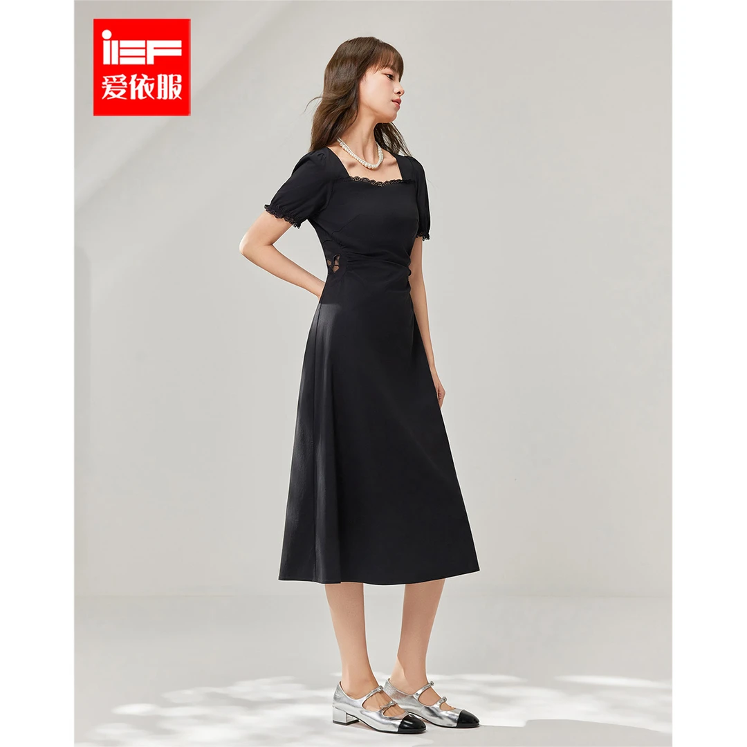 IEF/爱依服2025夏季短袖纯色小众方领赫本风时尚黑色显瘦连衣裙