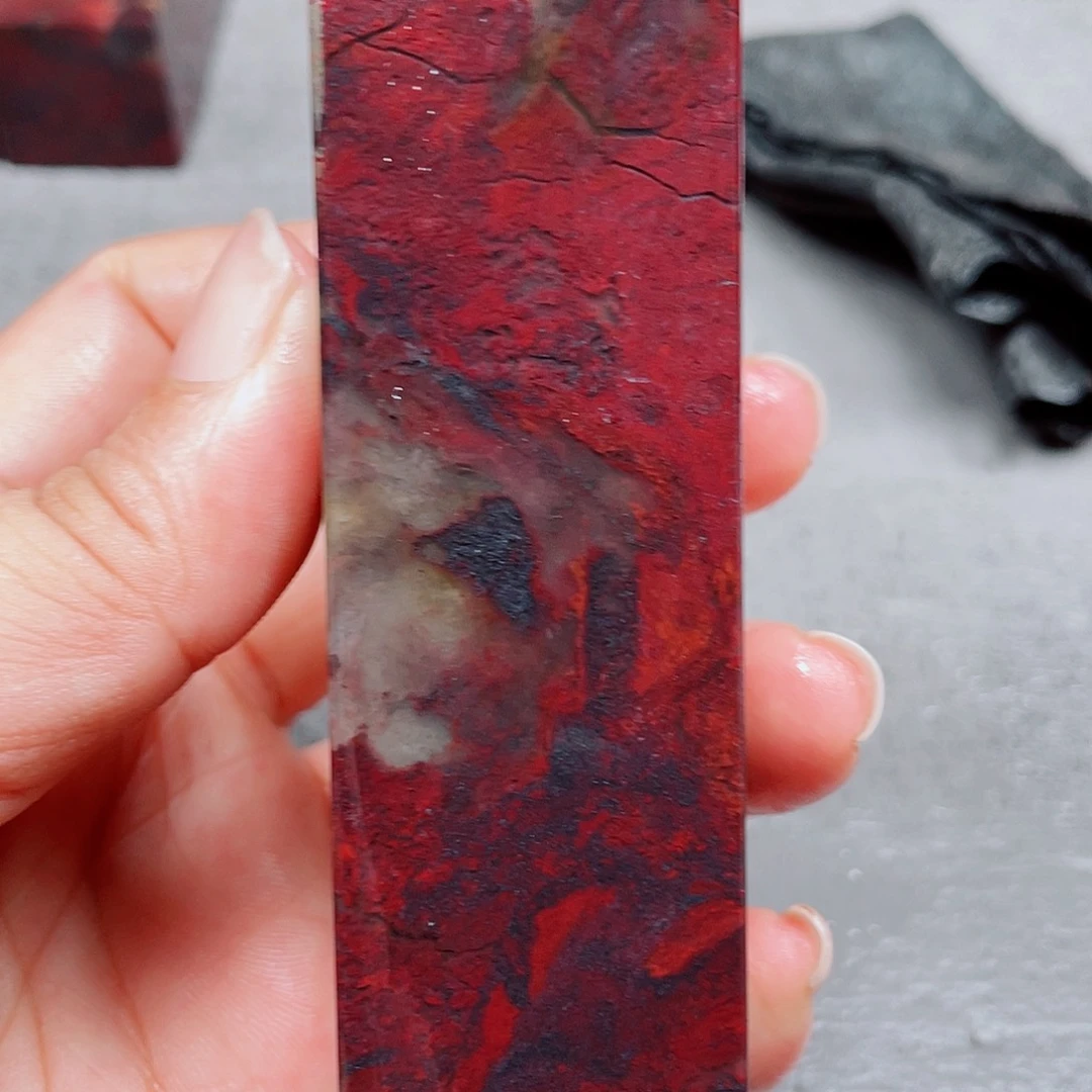 【闪购商品】玉桂林鸡血玉印章镇尺2