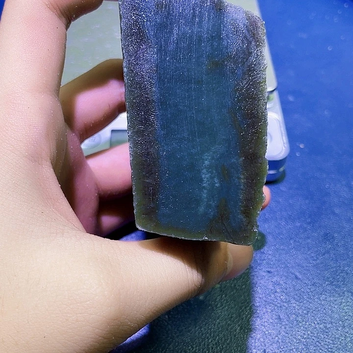 未镶嵌和田玉（糖玉）珠宝半成品