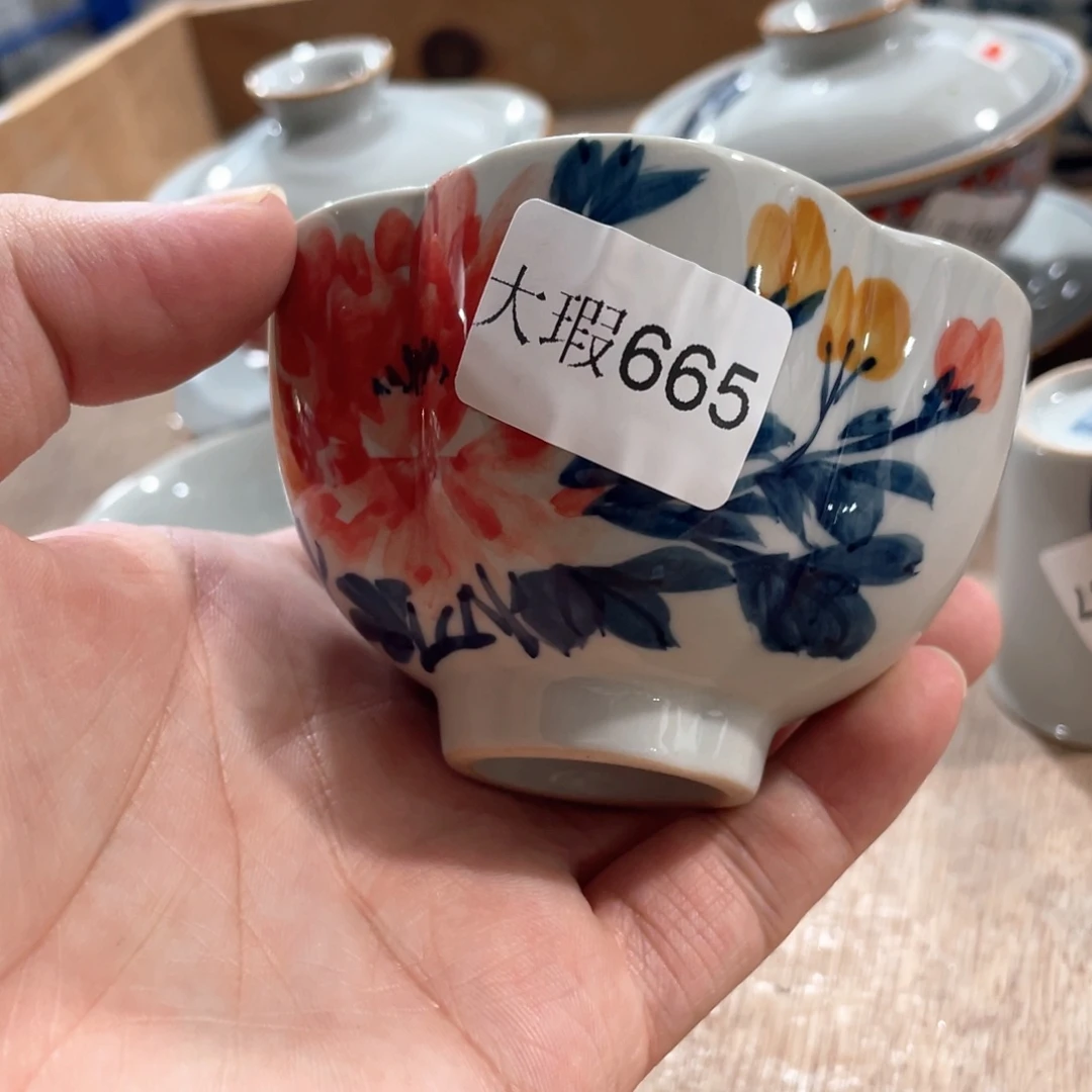 釉下手绘茶具微瑕