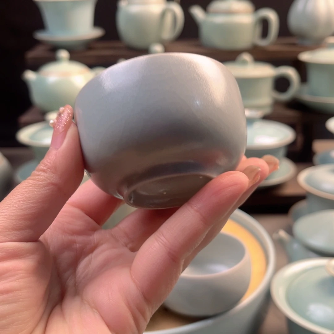 瓷仿古月白纯手工罗汉杯