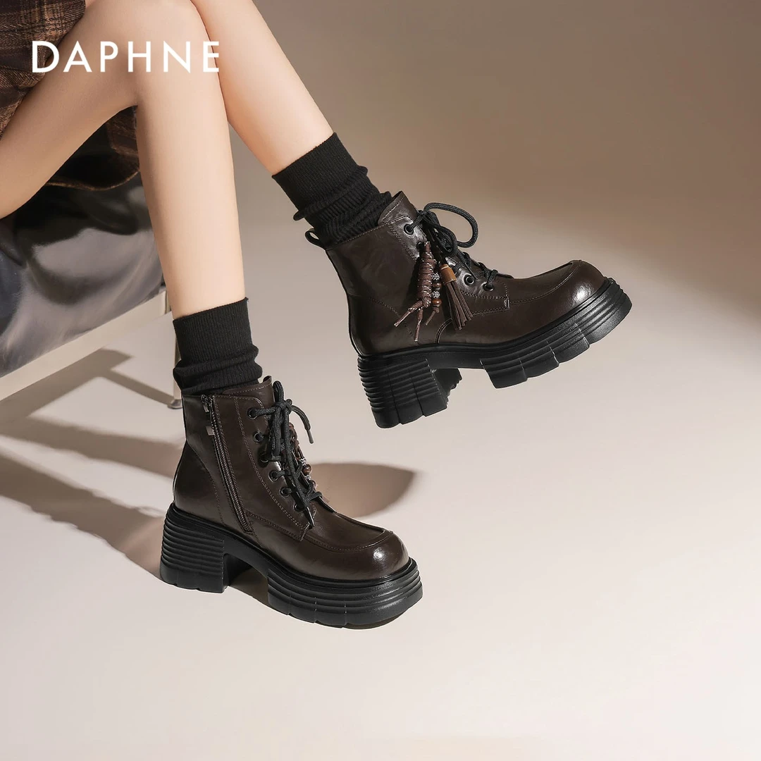 达芙妮网红爆款厚底马丁靴女款2025秋季潮流复古英伦风小个子短靴