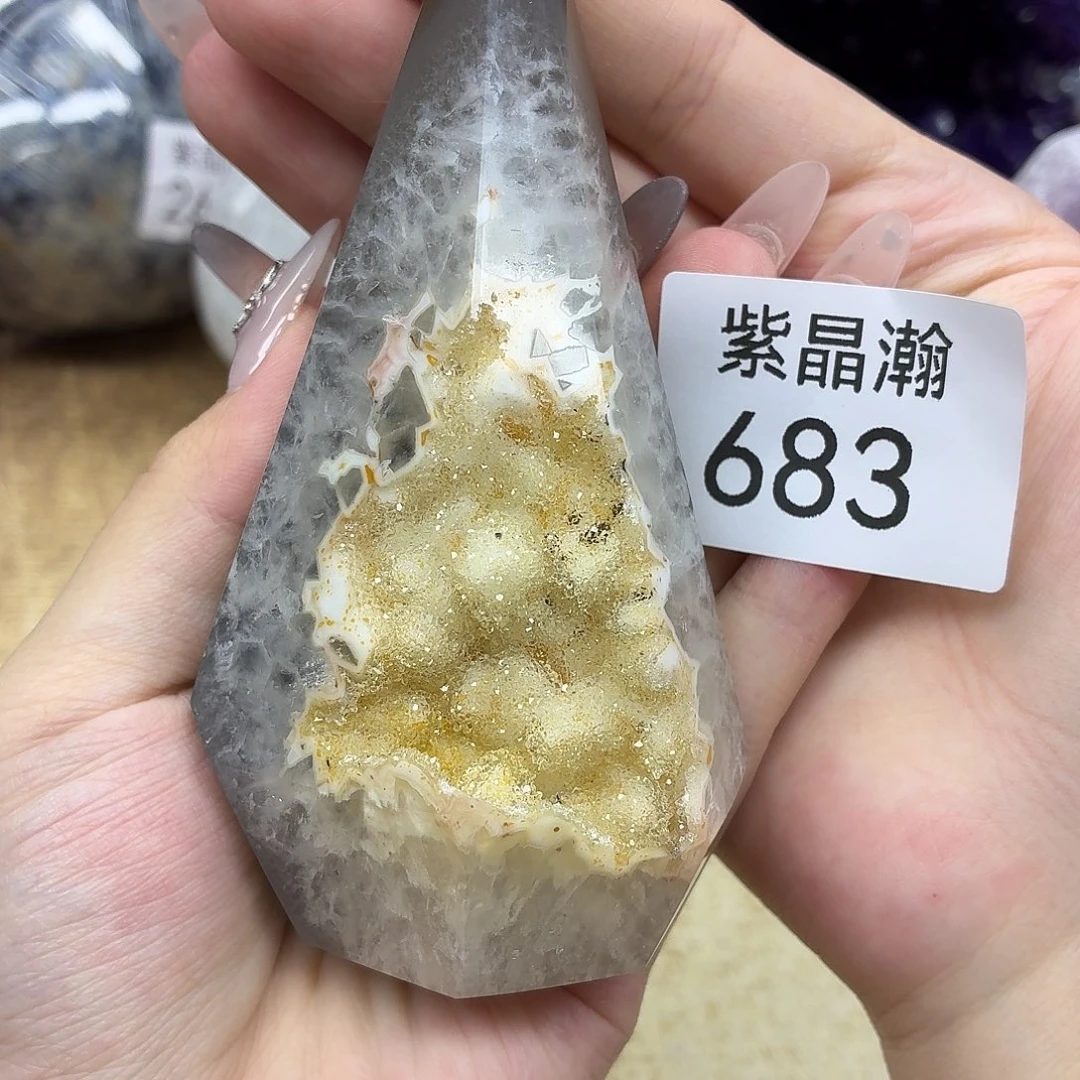 未镶嵌大型摆件（非配饰）水晶