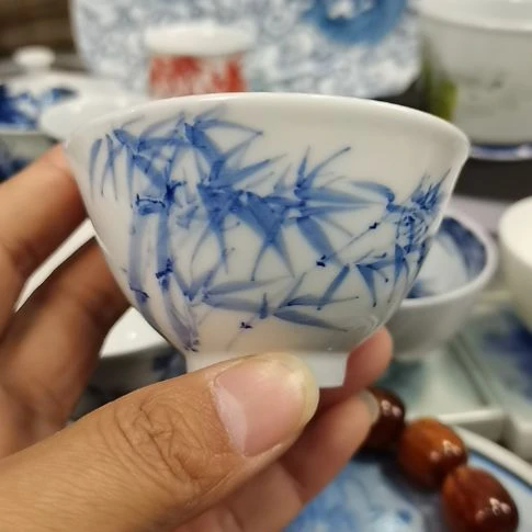 景德镇陶瓷青花竹子撇口杯