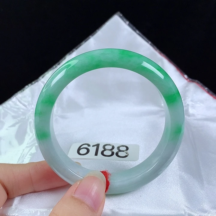 翡翠未镶嵌手镯53圈