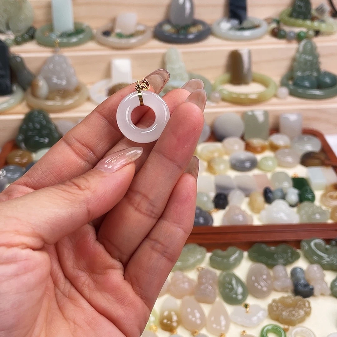 和田玉18K金镶嵌吊坠(不含链)