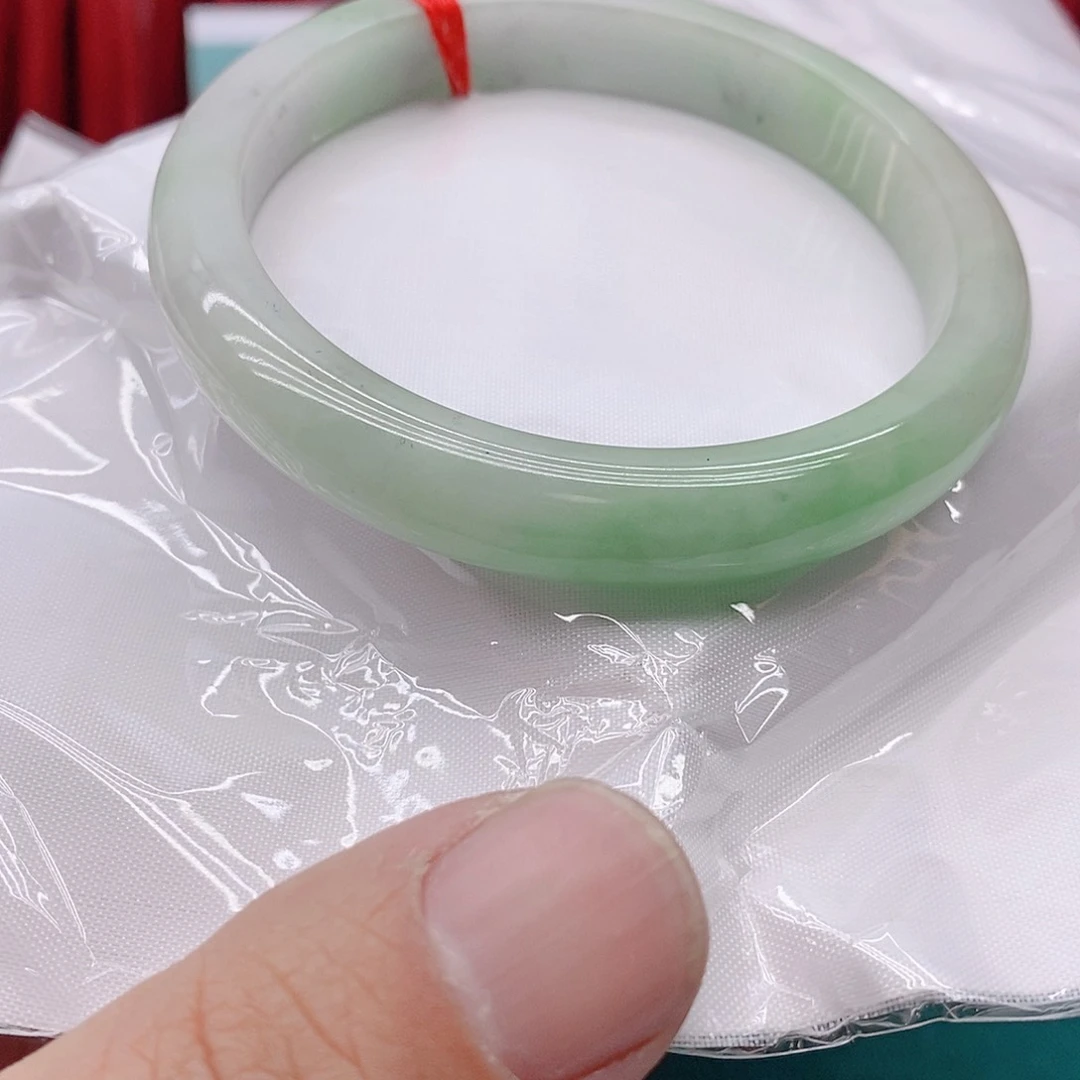 翡翠手镯未镶嵌-****eA42222222