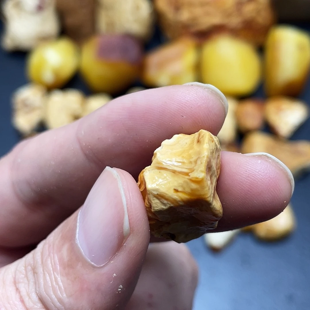 未镶嵌定制琥珀定制