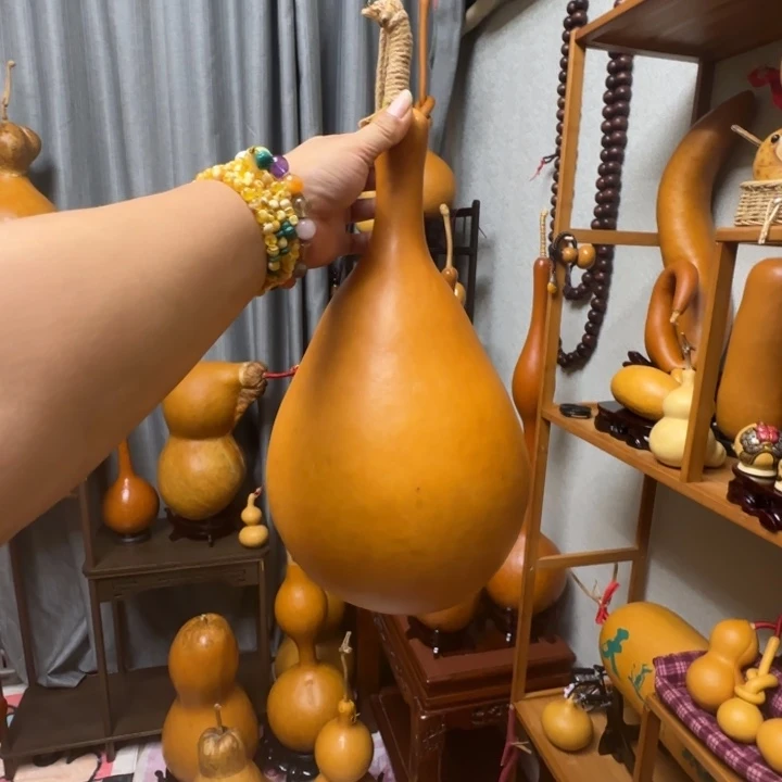 丹***莓精品店等多个大型商场
