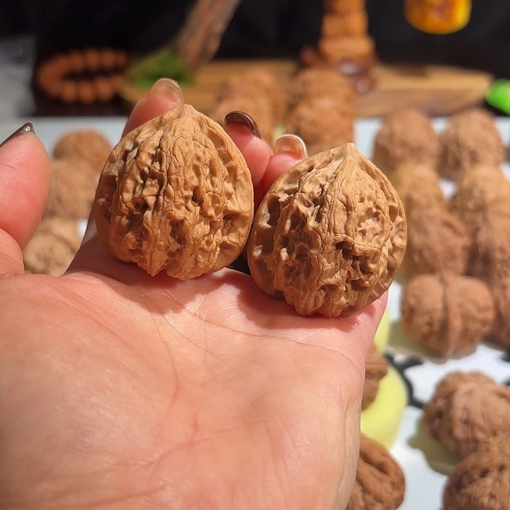 核桃文玩核桃梨木台38