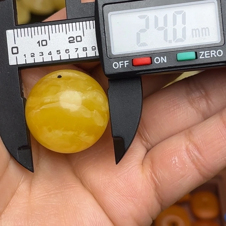 蜜蜡未镶嵌珠宝奇石天然蜜蜡散珠微瑕一粒