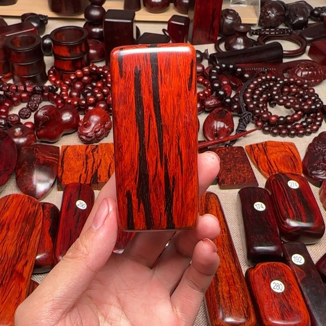 檀香紫檀（小叶紫檀）偏****财