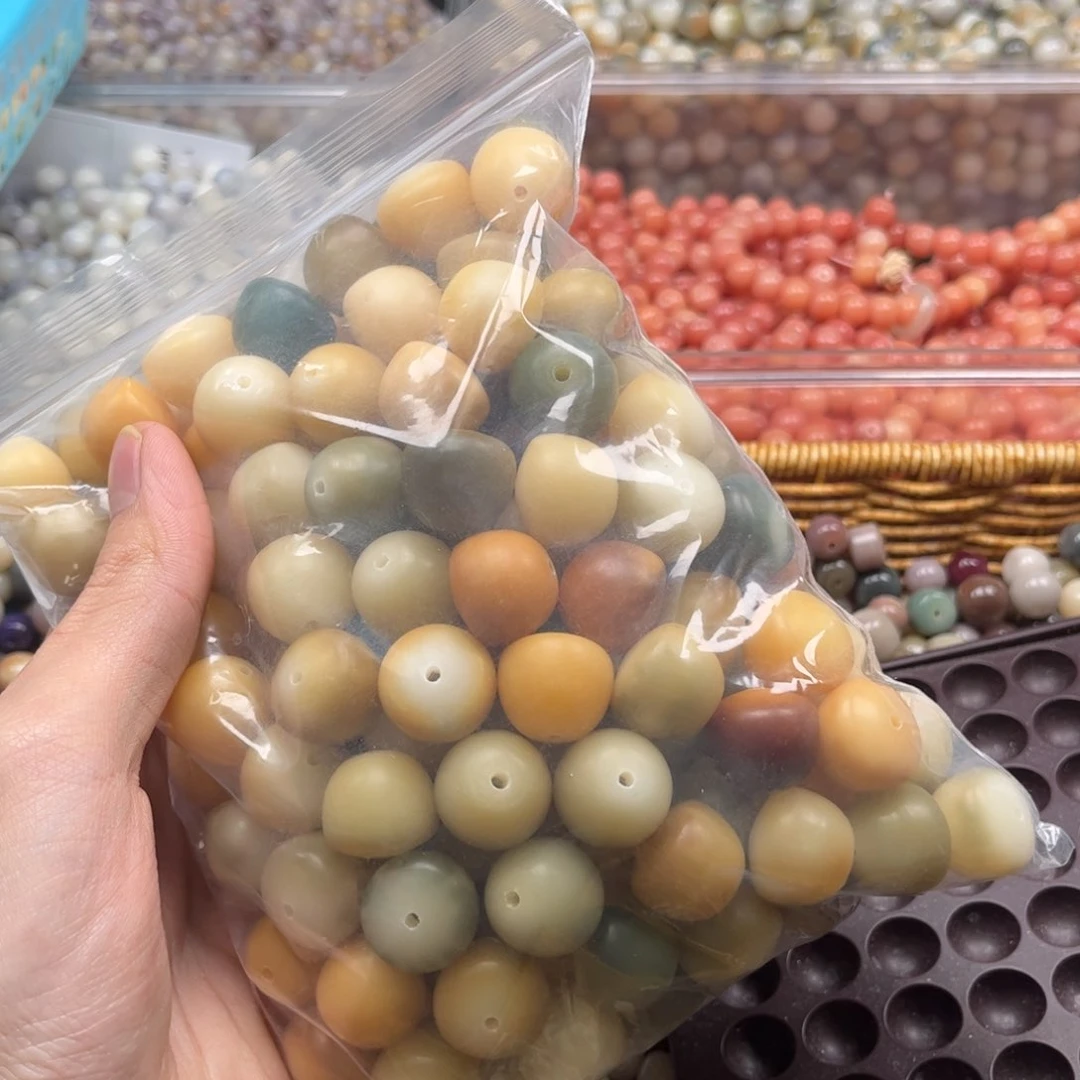 【闪购商品】白玉菩提吊坠妮*?b18/锅底碗珠