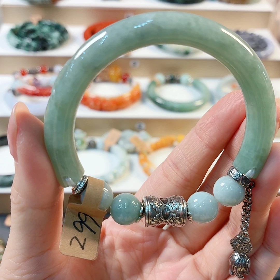 小***_翡翠未镶嵌手链手串