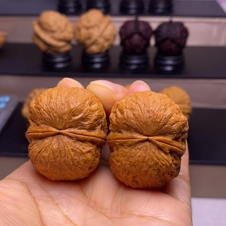 把件文玩核桃鹦鹉元宝62