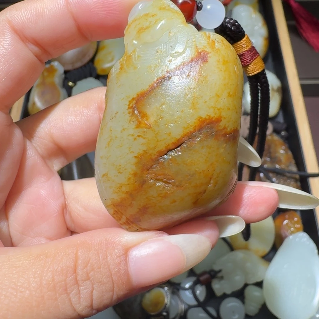 和田玉未镶嵌吊坠(不含链)