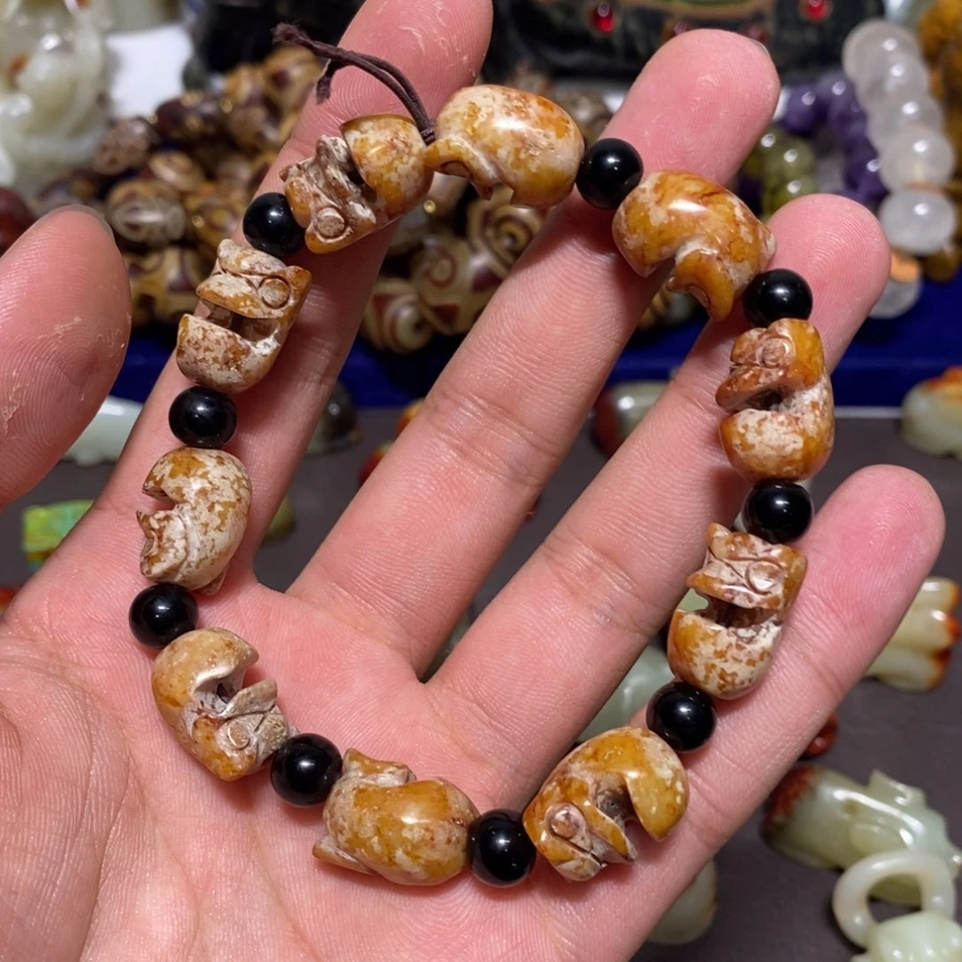 和田玉（糖玉）未镶嵌颈饰