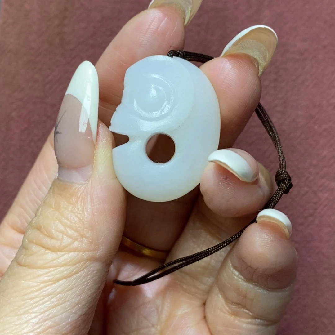 和田玉未镶嵌挂件白玉猪龙