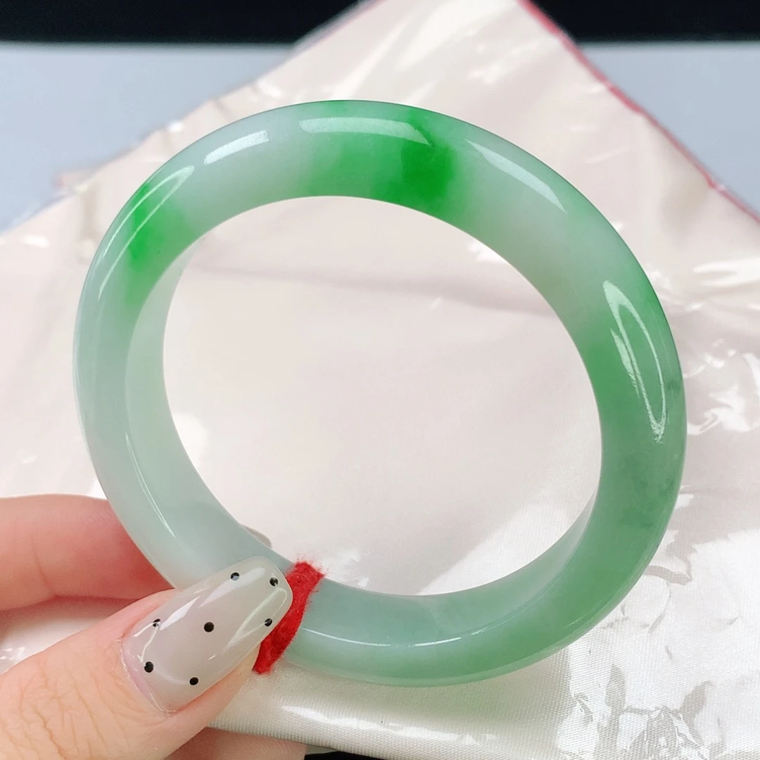 未镶嵌手镯翡翠662