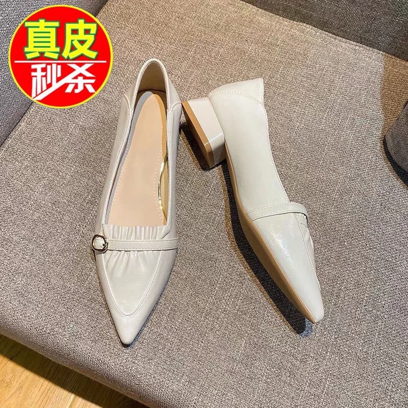 红蜻蜓金典真皮尖头单鞋女新款春秋晚晚风温柔浅口通勤鞋粗跟瓢鞋