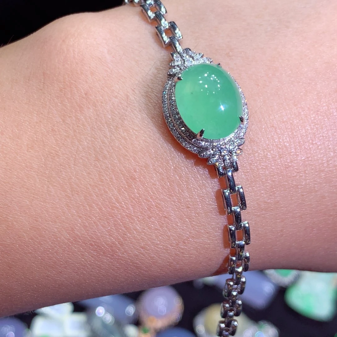 吊坠(不含链)18K金镶嵌翡翠