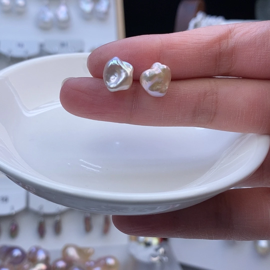 淡水珍珠银S925镶嵌耳饰