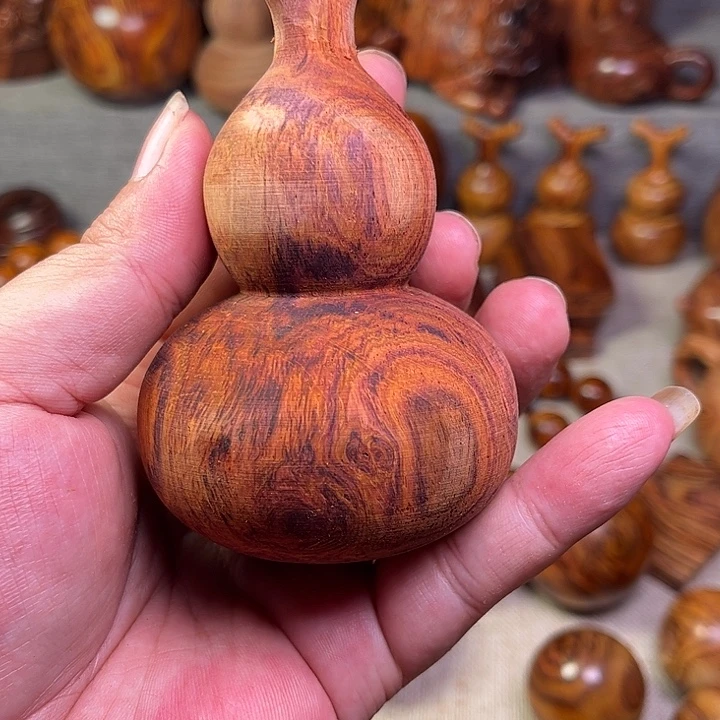 健***！黄花梨/降香黄檀海南黄花梨油梨工艺品