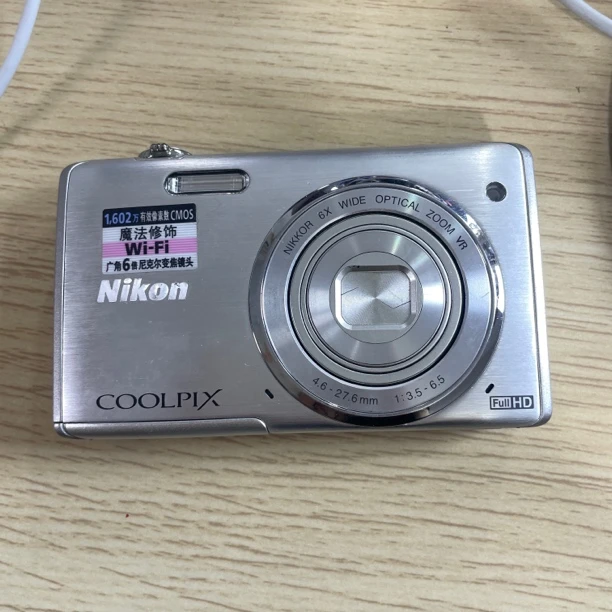 95新 Nikon/尼康 s5200 wifi传图1620w像素6倍变焦魔法修饰no退换