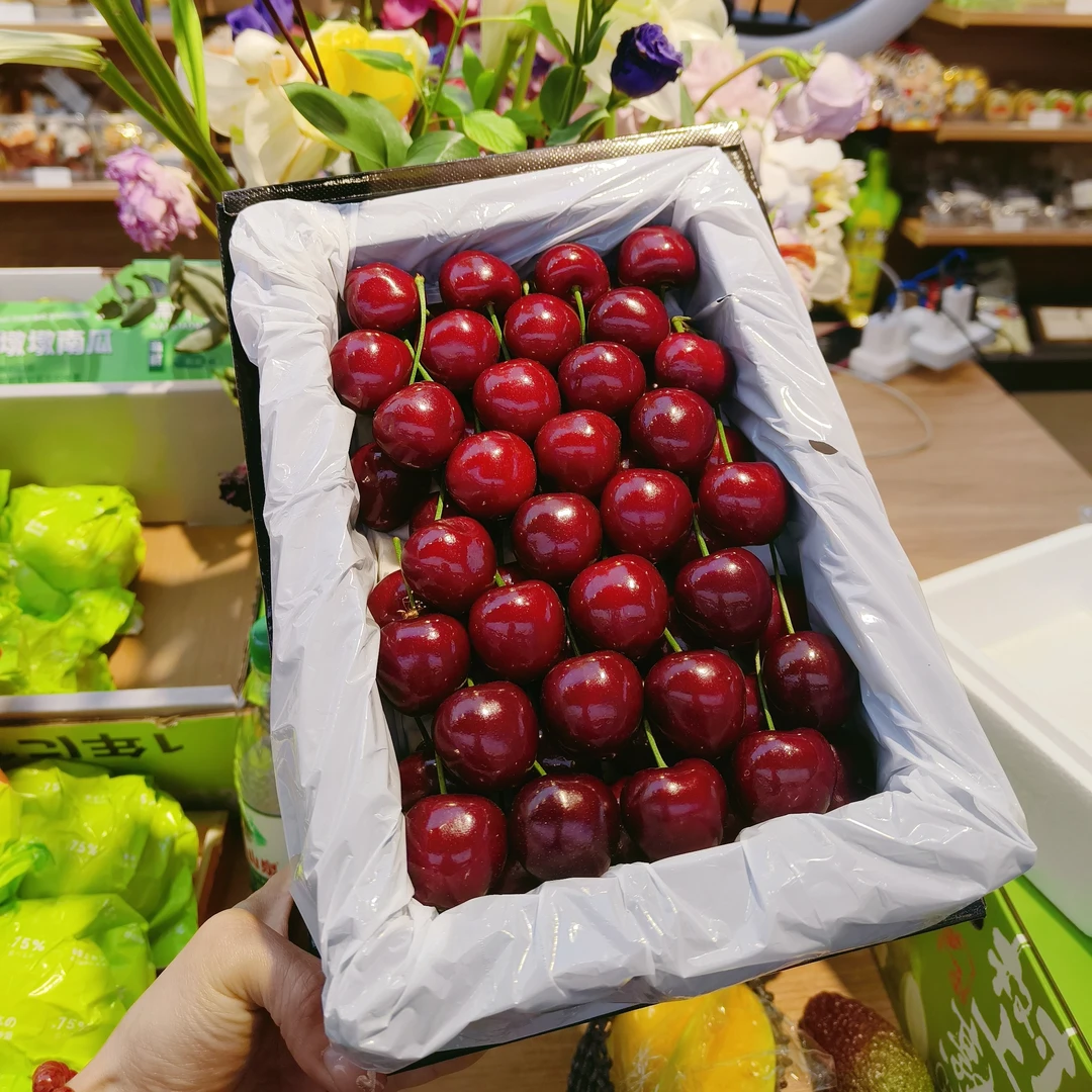 大连美早樱桃一箱，2J（净重一斤半）美早