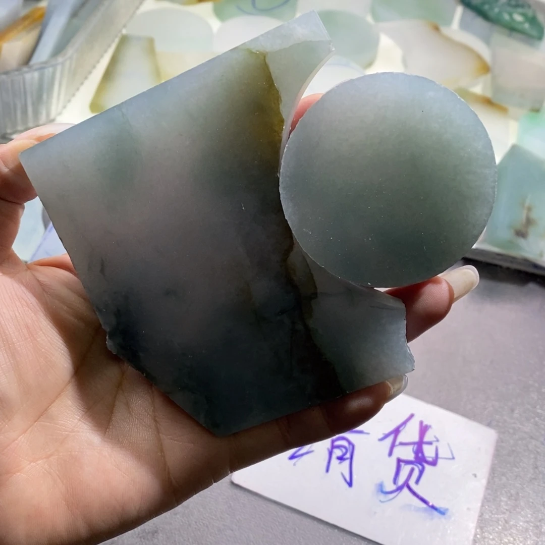 未镶嵌挂件翡翠魔*