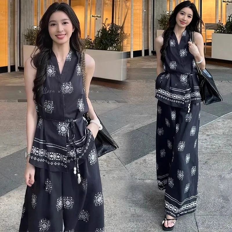 拉夏贝尔复古时尚印花套装夏季新款洋气无袖上衣高腰阔腿裤两件套