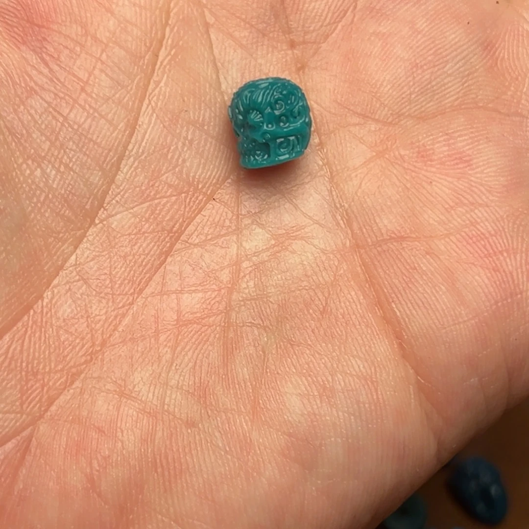 火****绿松石未镶嵌颈饰