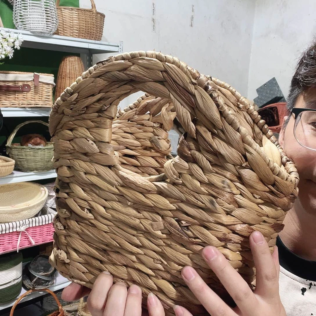 581蒲草筐清仓处理