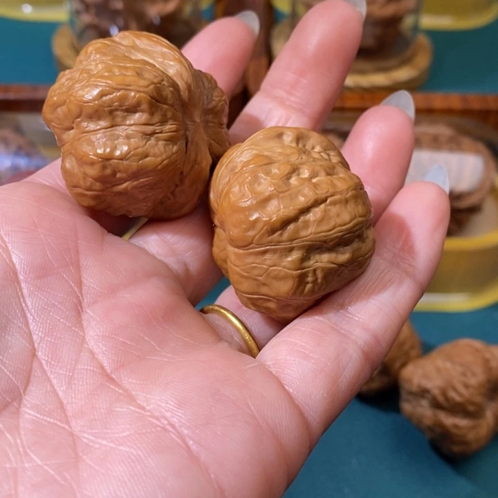 文玩核桃吊坠没****J玉蟾